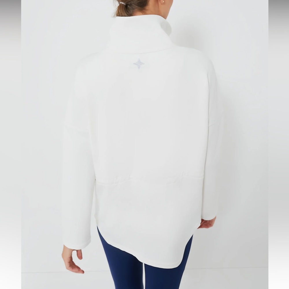 TNUCK SPORT
White Cinched Natalie Quarter Zip - Picture 4 of 11